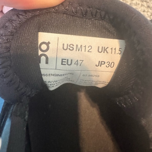 ON RUNNING
CLOUD X 3 MEN'S - M12 - Picture 5 of 5